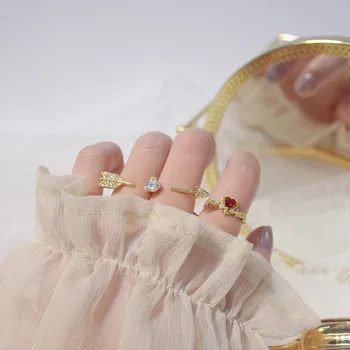 naujo dizaino prabangus vario inkrustacijos cirkonis Cupid ' s rodyklių žiedo 14 KARATŲ tikru auksu padengtą širdies formos moterų atidaryti žiedas korėjos papuošalai